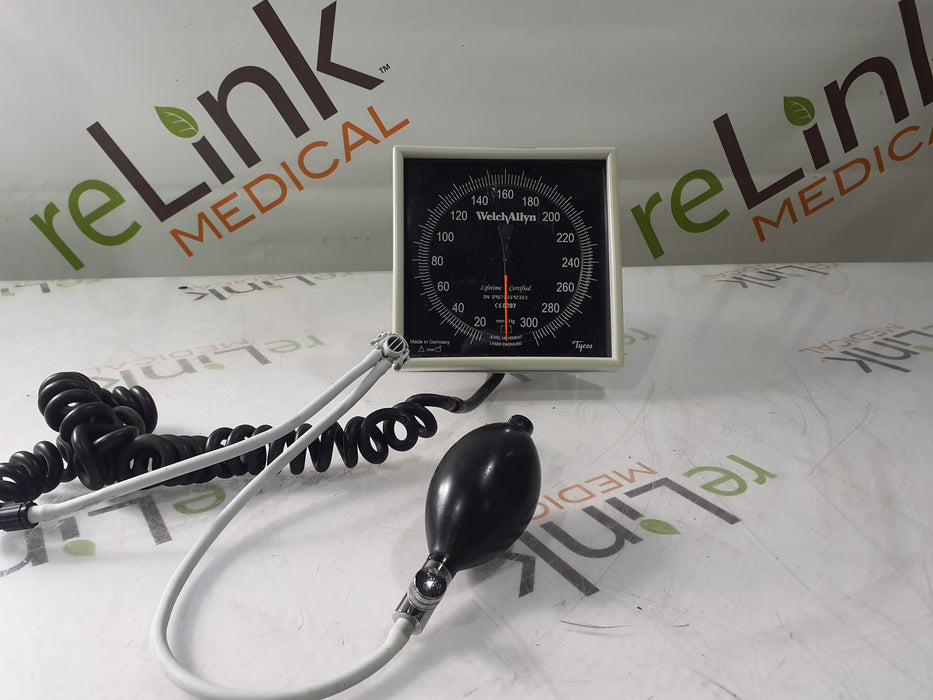 Welch Allyn Sphygmomanometer Blood Pressure Monitor