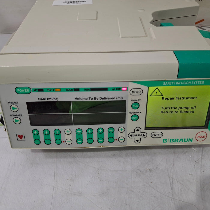 B. Braun Outlook 400ES Infusion Pump