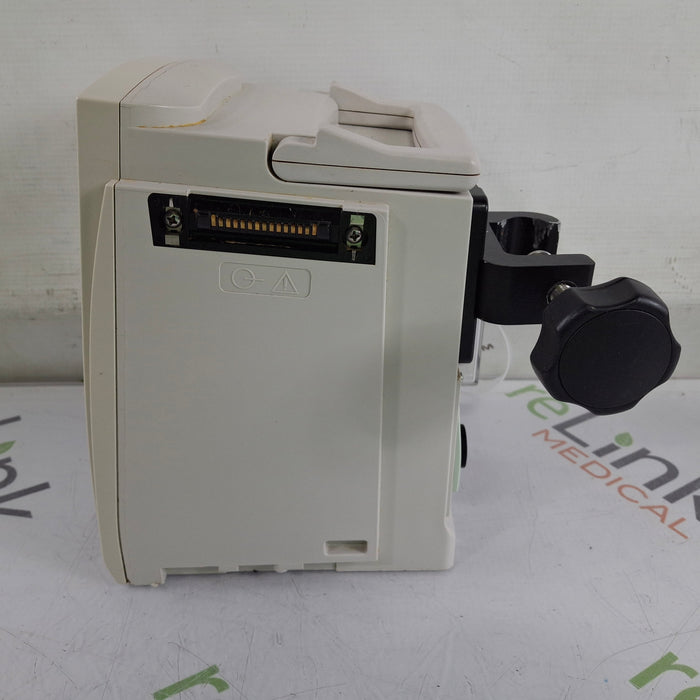 CareFusion Alaris 8015 Small Screen POC Infusion Pump