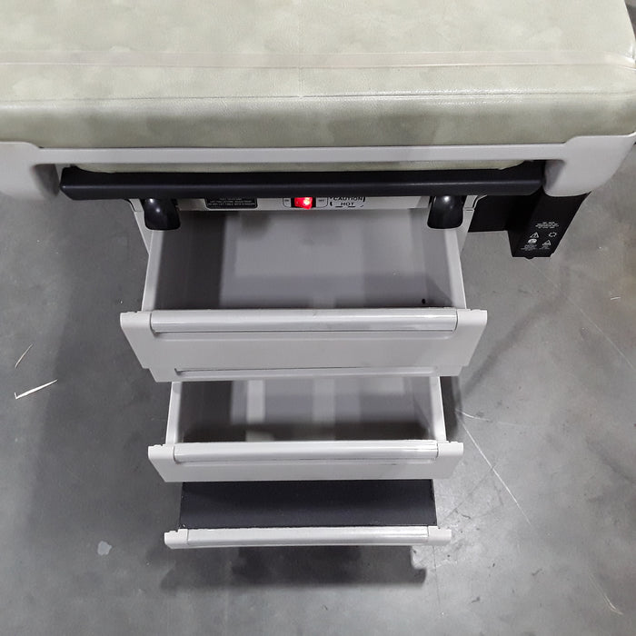 Midmark 404 Exam Table