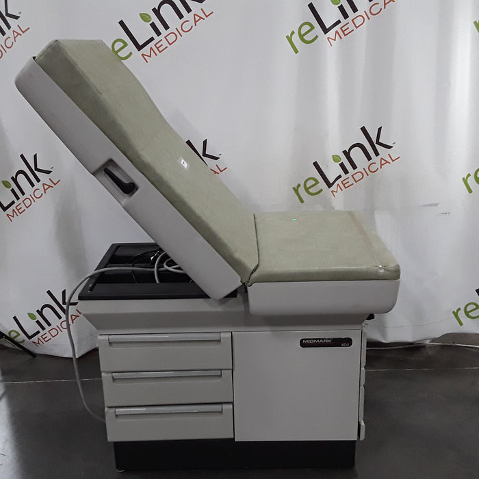 Midmark 404 Exam Table