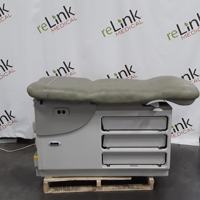 Midmark 604 Manual Examination Table