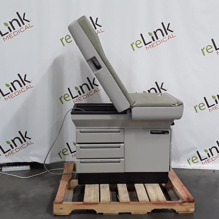 Midmark 404 Exam Table