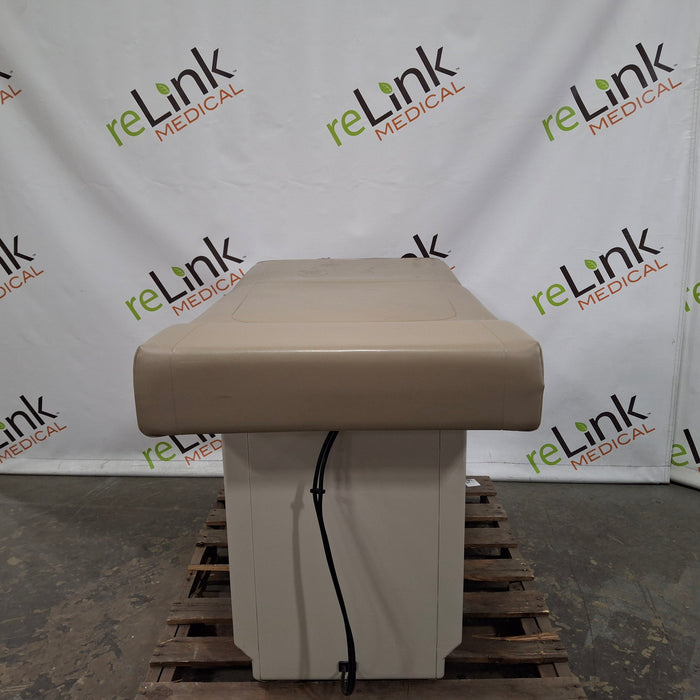 Midmark 204 Exam Table