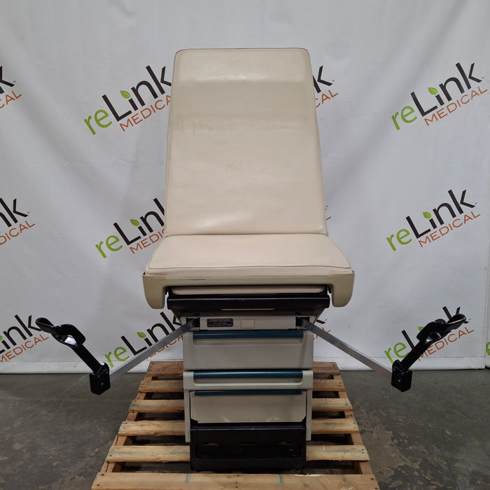 Midmark 404 Exam Table