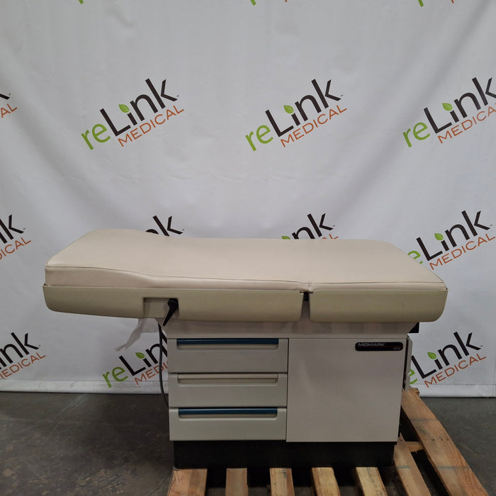 Midmark 404 Exam Table