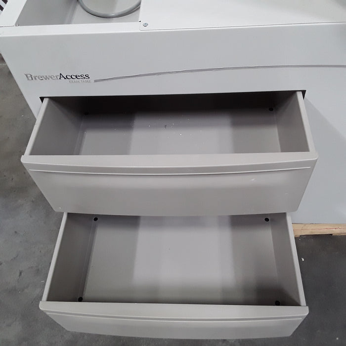 Brewer 5000 Access Exam Table