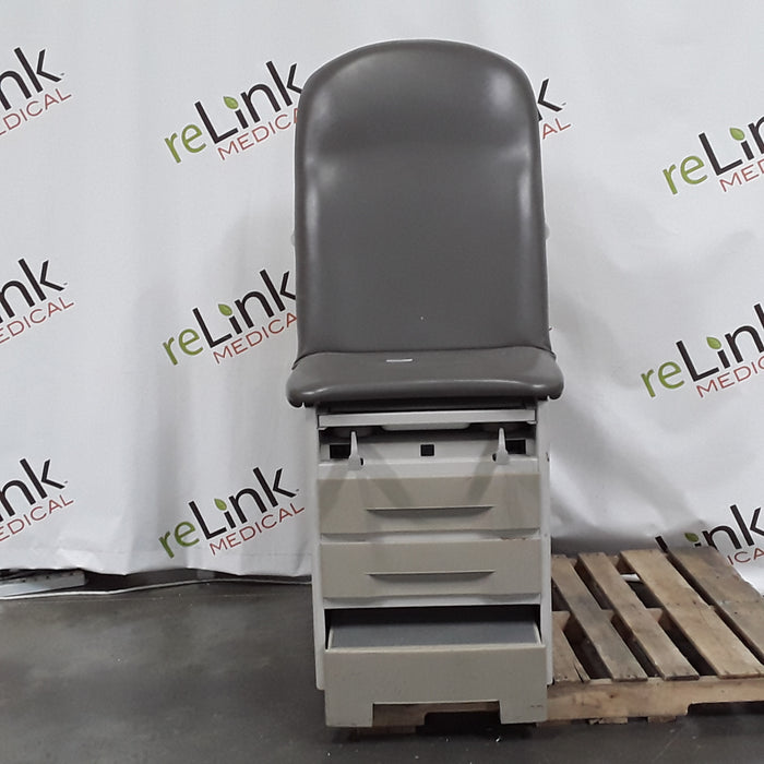 Brewer 5000 Access Exam Table