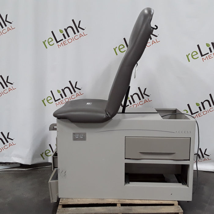 Brewer 5000 Access Exam Table