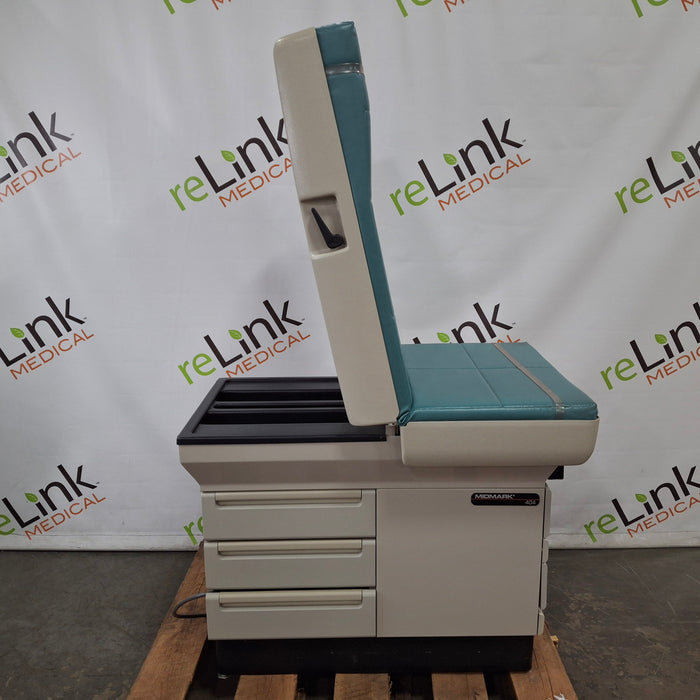 Midmark 404 Exam Table