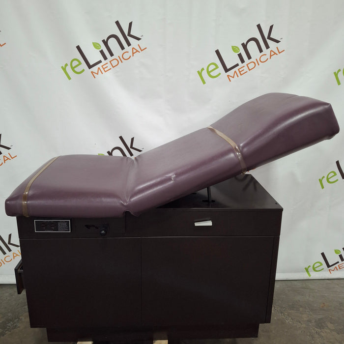 Midmark Ritter Model 104 Exam Table