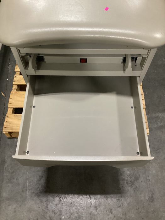 Access Medical LLC 5001 Series Exam Table