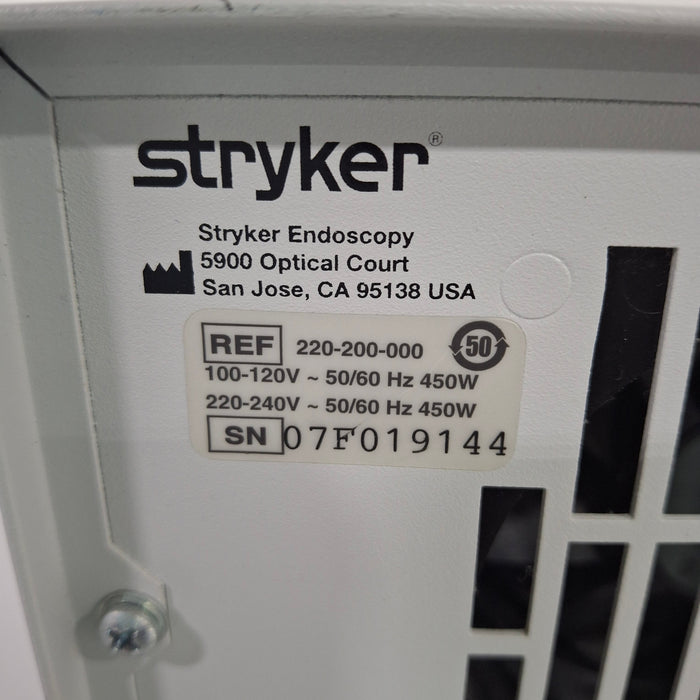 Stryker X8000 Light Source