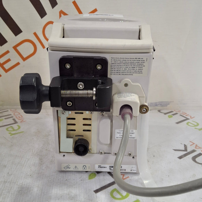 CareFusion Alaris 8015 Small Screen POC Infusion Pump