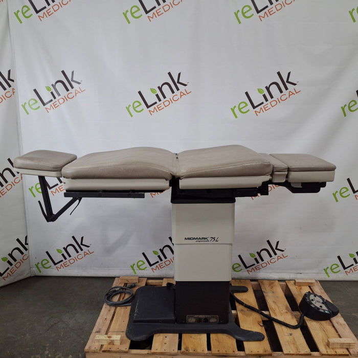 Midmark 75L Exam Chair