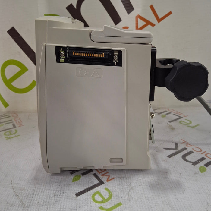 CareFusion Alaris 8015 Small Screen POC Infusion Pump