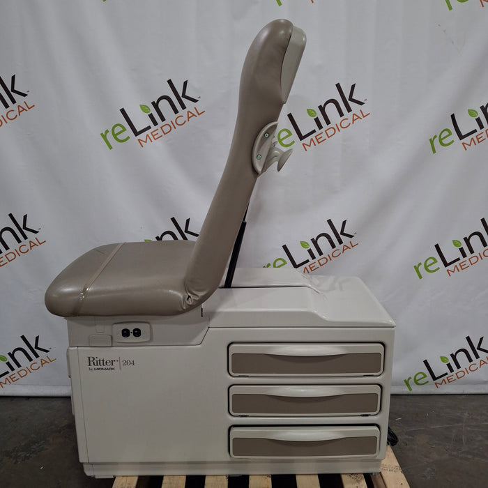 Midmark 204 Exam Table