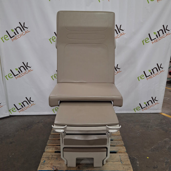 Midmark 204 Exam Table