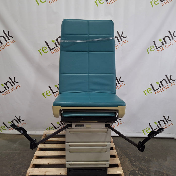 Midmark 404 Exam Table