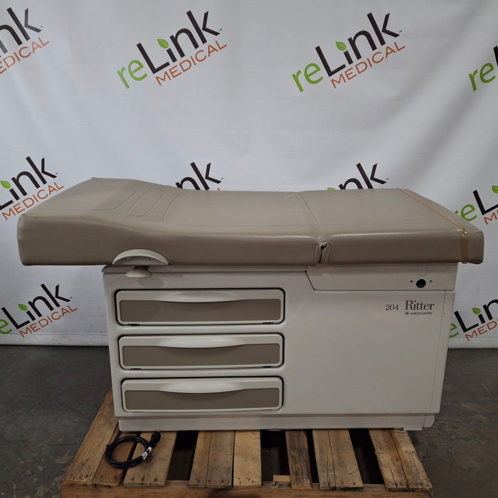 Midmark 204 Exam Table