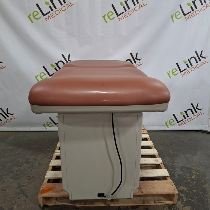 Midmark 204 Exam Table