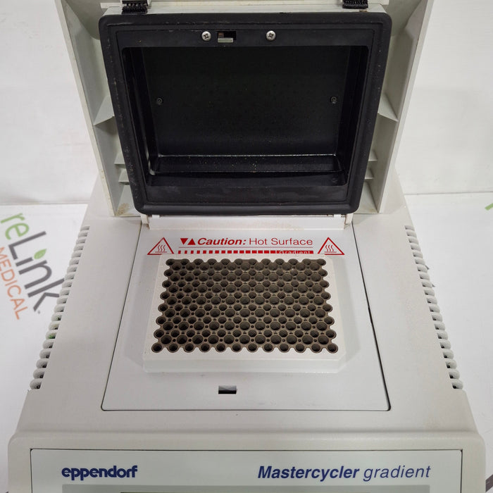 Eppendorf Mastercycler    5331 Gradient Thermal Cycler