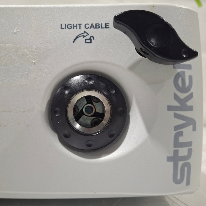 Stryker L9000 Light Source