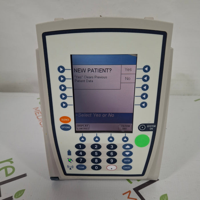 CareFusion Alaris 8015 Small Screen POC Infusion Pump