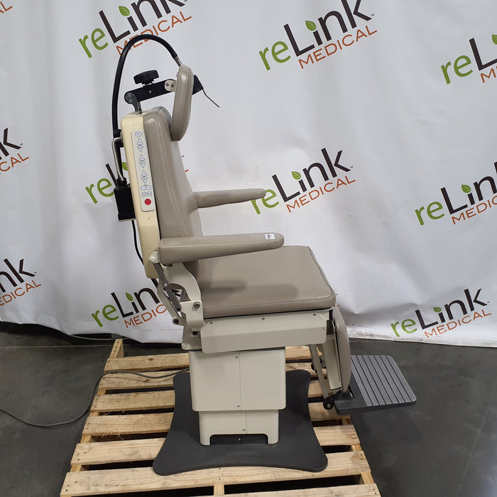 Medical Technology Industries, Inc. (MTI) 424L-115 Power Exam Chair