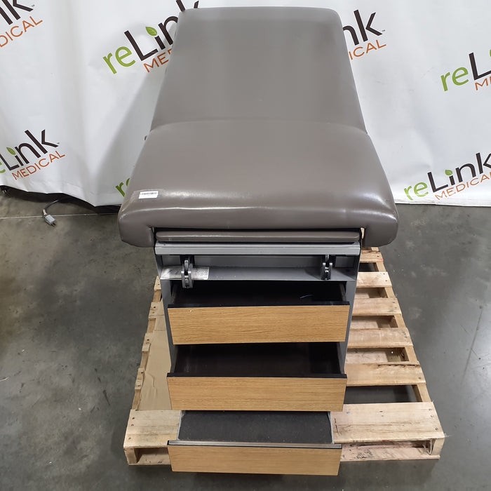 Midmark Ritter Model 104 Exam Table