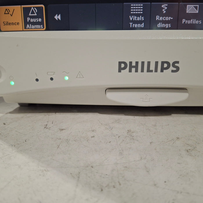 Philips IntelliVue MP70 Patient Monitor