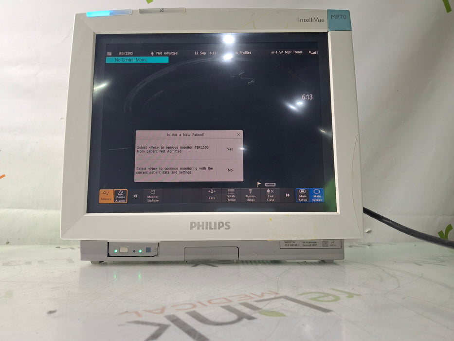 Philips IntelliVue MP70 Patient Monitor