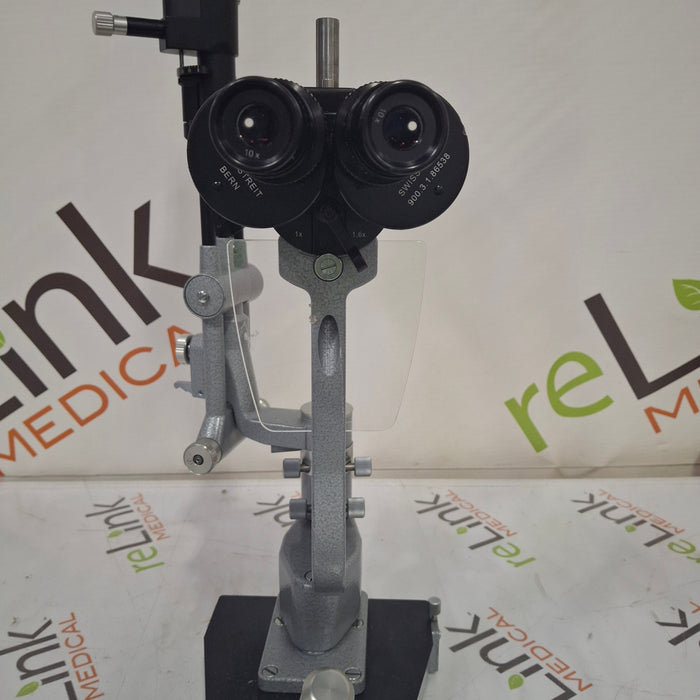 Haag-Streit BM 900 Slit Lamp