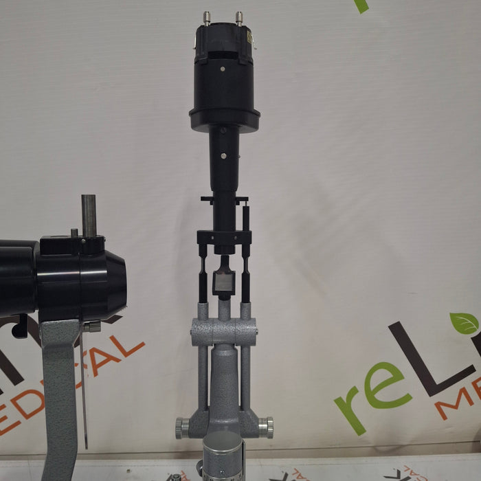 Haag-Streit BM 900 Slit Lamp