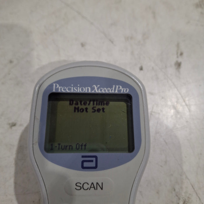 Abbott Precision Xceed Pro Blood Glucose Meter