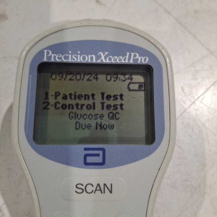 Abbott Precision Xceed Pro Blood Glucose Meter