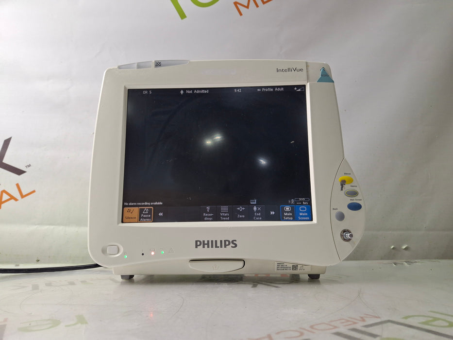 Philips IntelliVue MP50 Patient Monitor