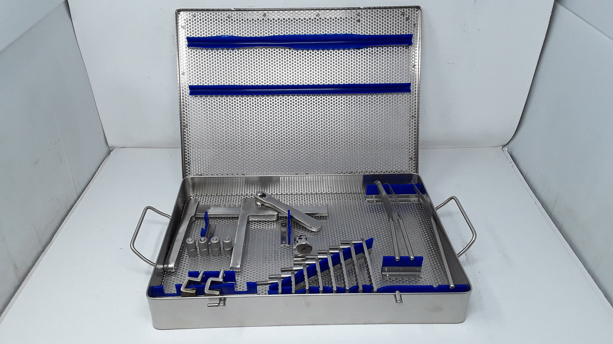 V. Mueller Collis Basic Laminectomy Set