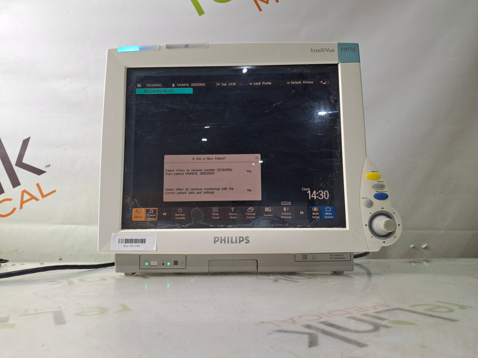 Philips IntelliVue MP70 Patient Monitor