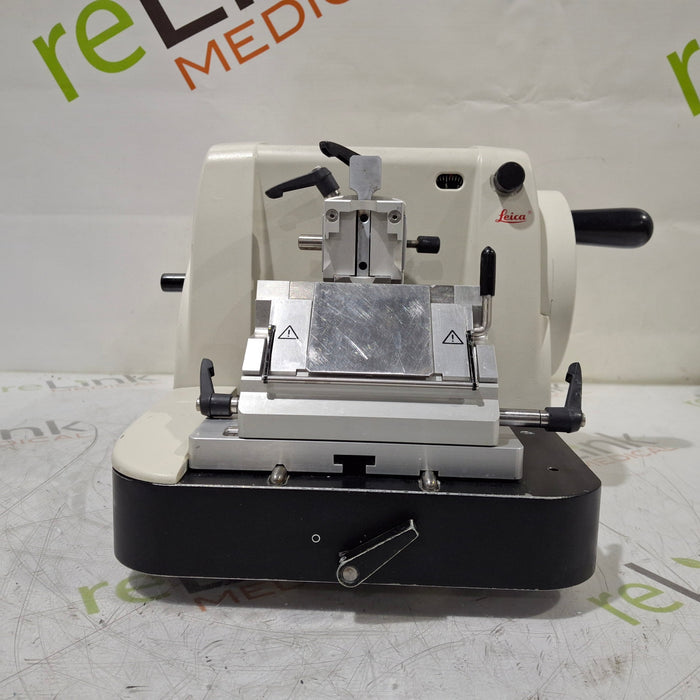 Leica RM2125 Microtome