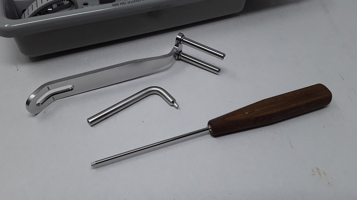 Synthes, Inc. Adjustable Distal Radius Fixator Set