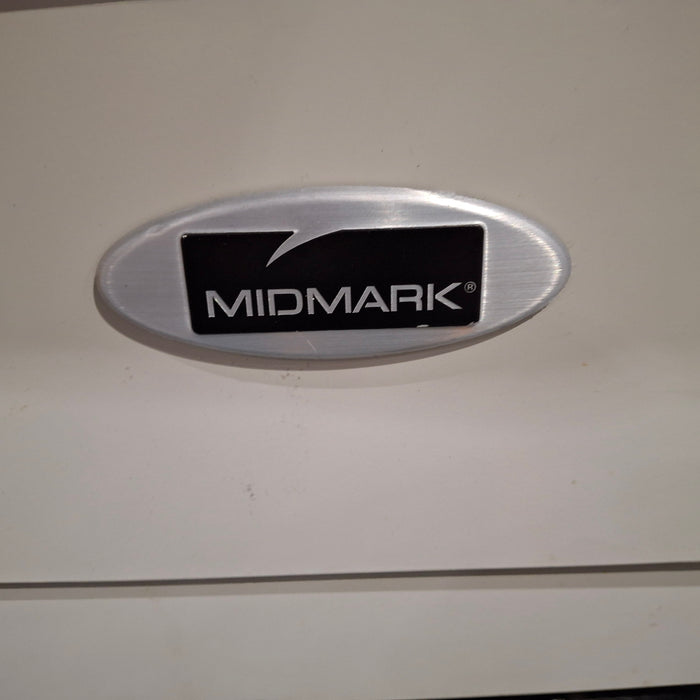 Midmark 623 Barrier Free Power Exam Table