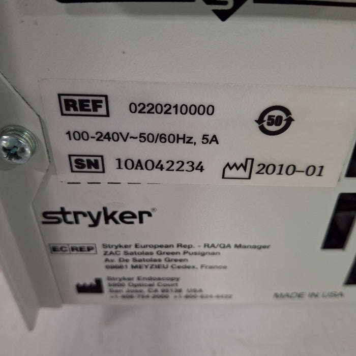 Stryker L9000 Light Source