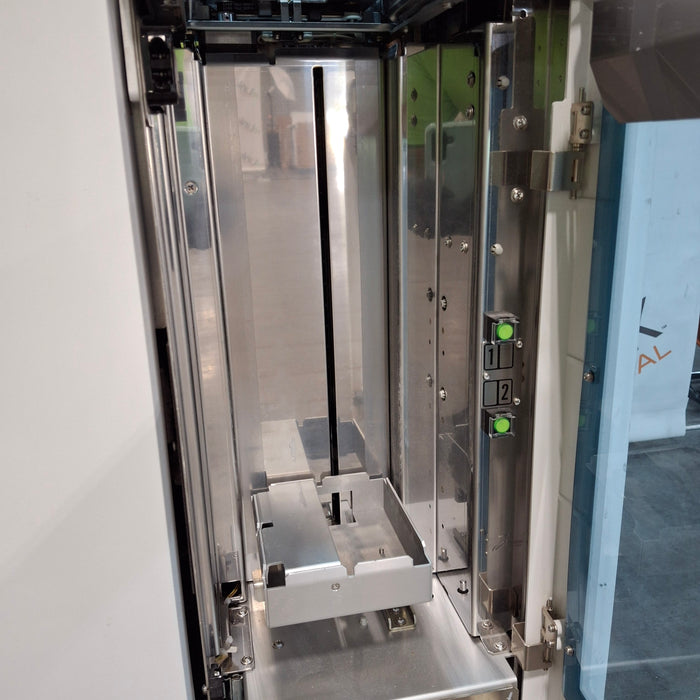 Roche Diagnostics Cobas 6000 Immunochemistry Analyzer