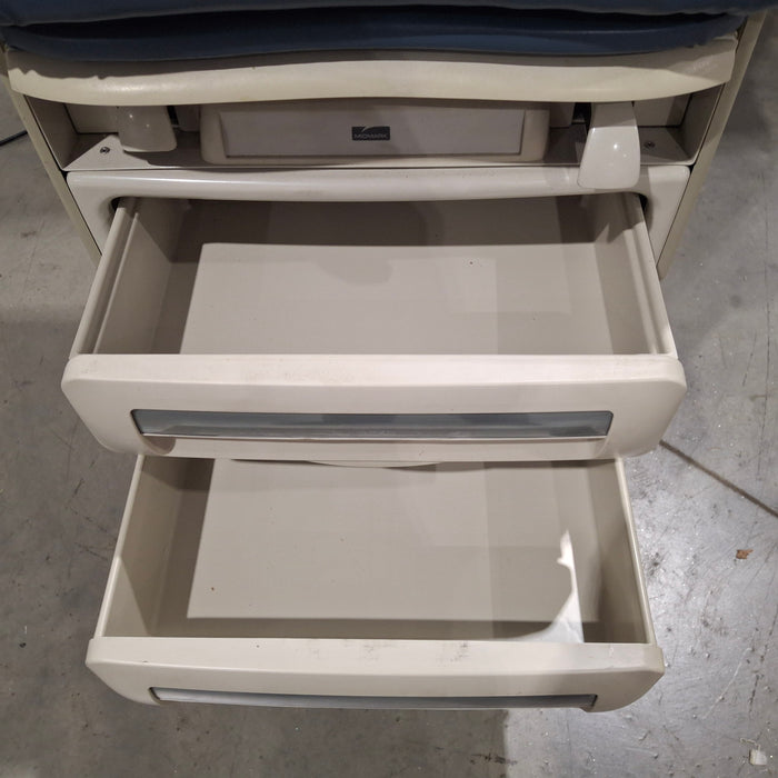 Midmark 604 Manual Examination Table