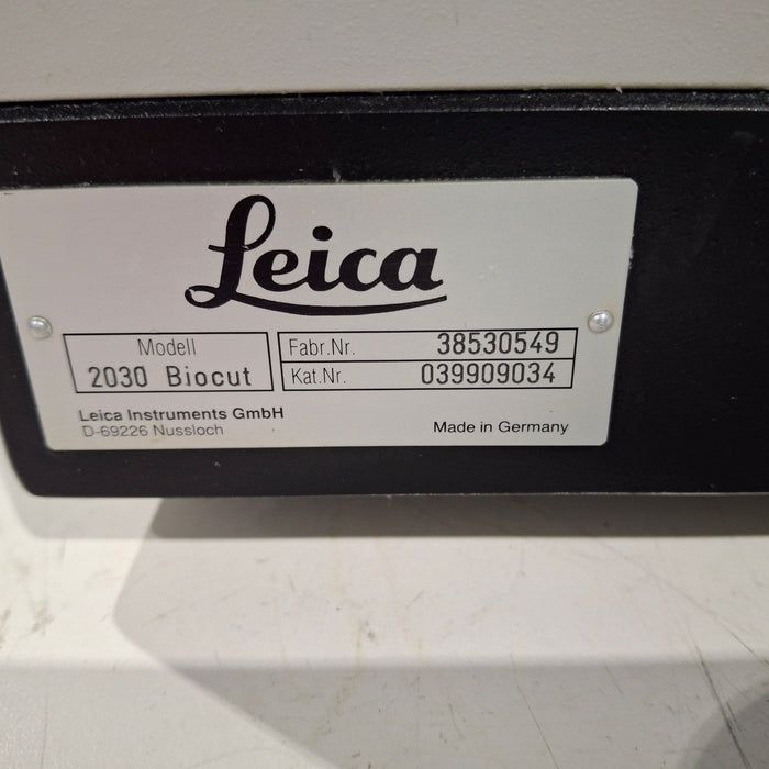 Leica 2030 Biocut Rotary Microtome