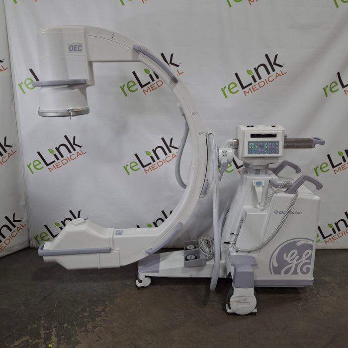 OEC Medical Systems 9800 Plus C-Arm