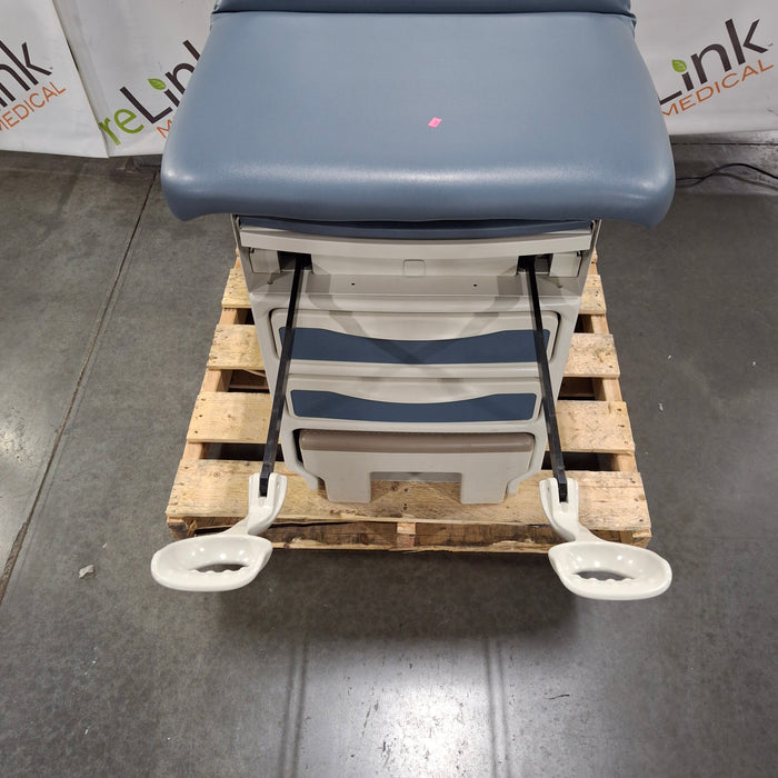 Midmark 204 Exam Table
