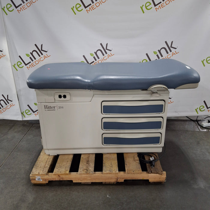 Midmark 204 Exam Table