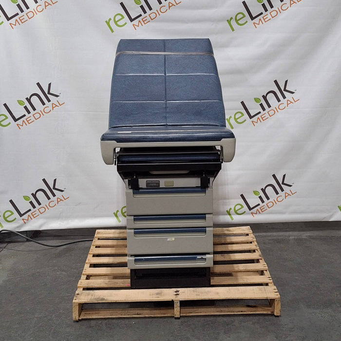 Midmark 404 Exam Table